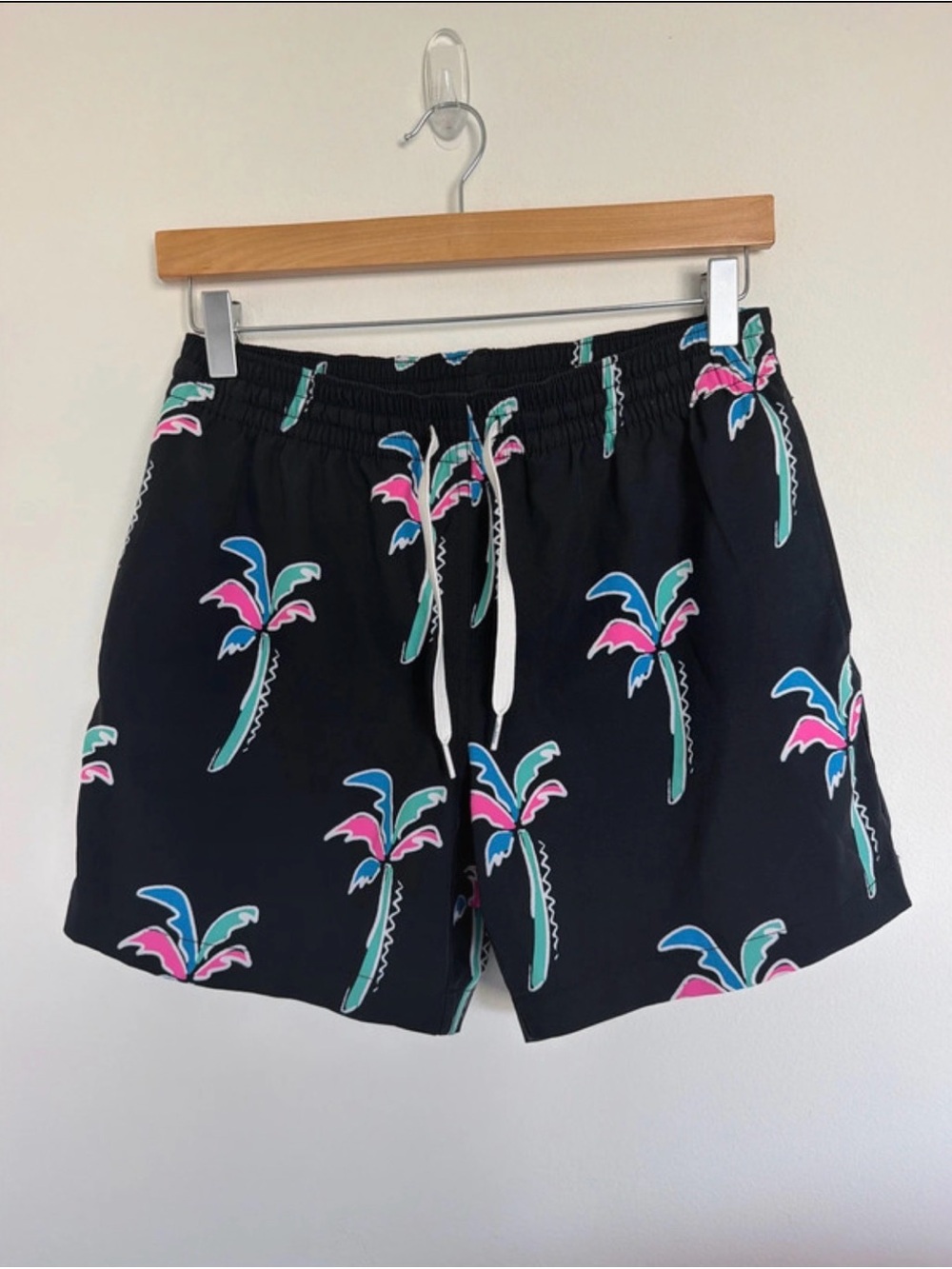 Chubbies Men’s Swim Trunks 5.5 small with liner